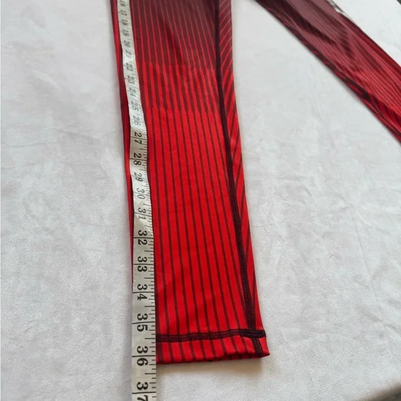 Nike Dri Fit Women’s Tight Moment Federation Collection Red Leggings SZ M - Picture 8 of 16
